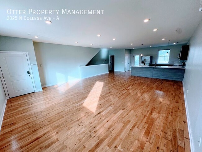 Foto del edificio - Stylish 3BR/2.5BA Home in Prime Location –...