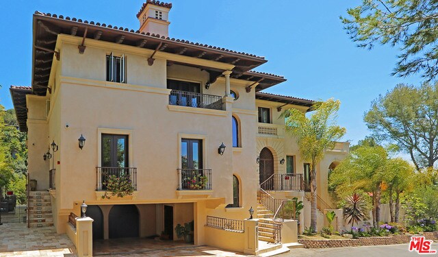 Primary Photo - 1244 N Angelo Dr