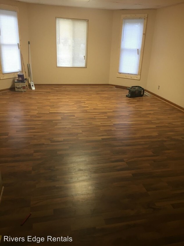 Foto principal - 674 Short Ave