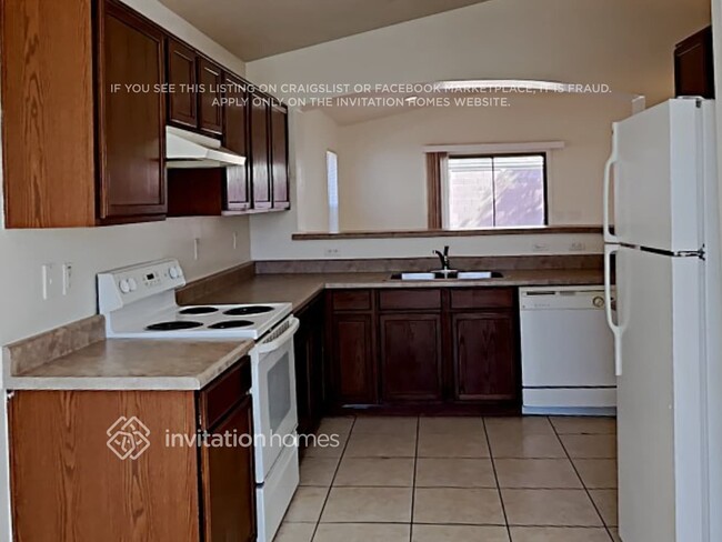 Foto del edificio - 5903 S 32nd Ln