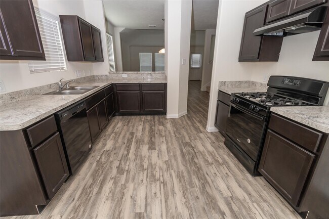 Building Photo - 43 Laguna Bend Dr