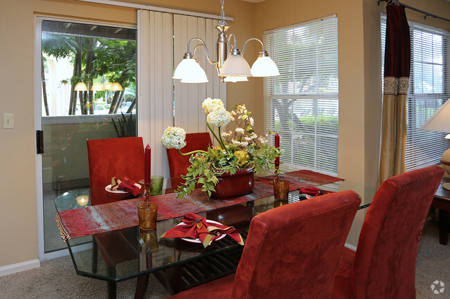 Dining Room - Royal St. George at the Villages