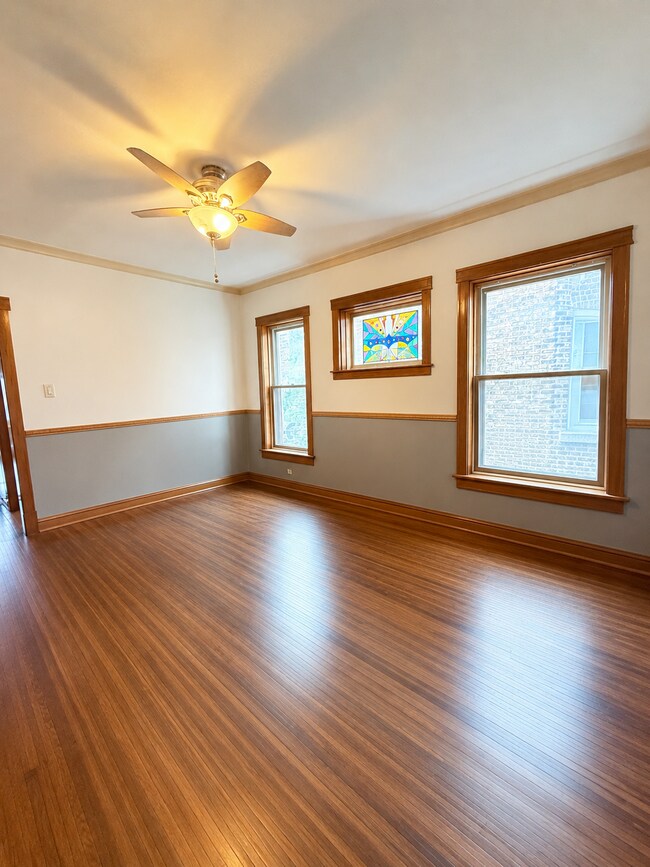 Foto del edificio - 4447 N Springfield Ave