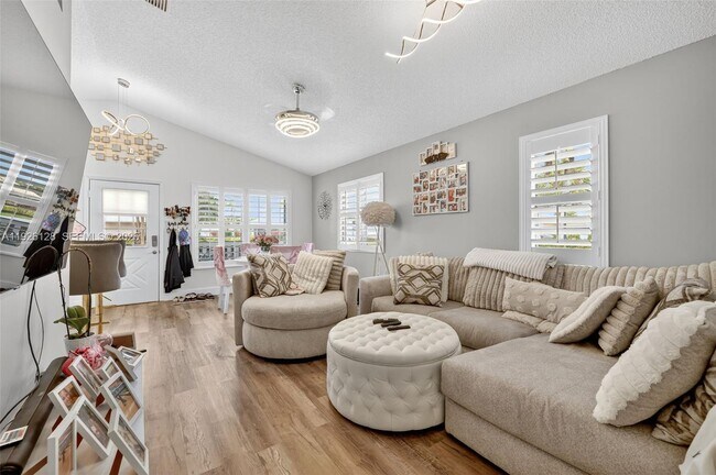 Foto del edificio - 210 NW Zanzibar Pl