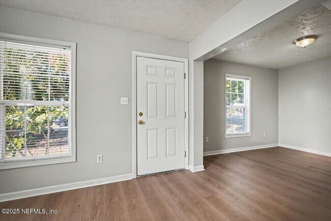 Foto del edificio - 1217 Clock St