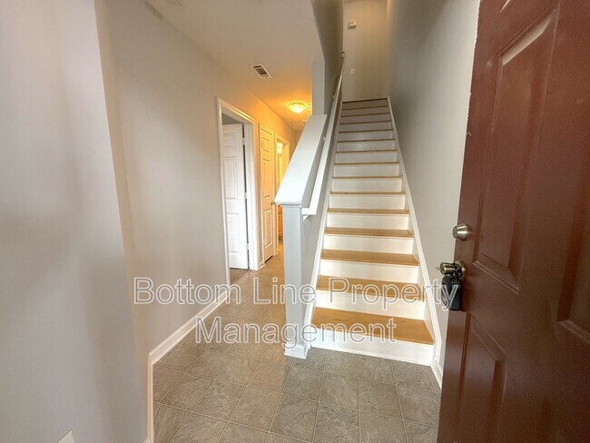 Foto del edificio - 1131 Ilana Ct