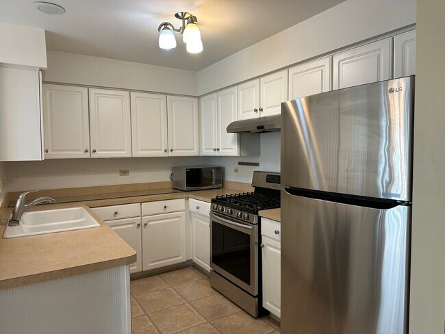 Foto del edificio - 1221 Orleans Dr