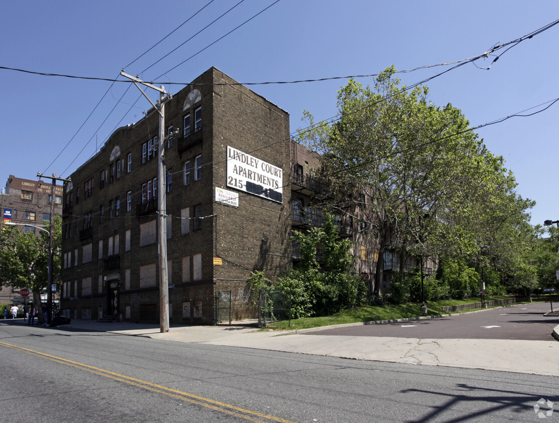 Foto del edificio - Lindley Court Apartments