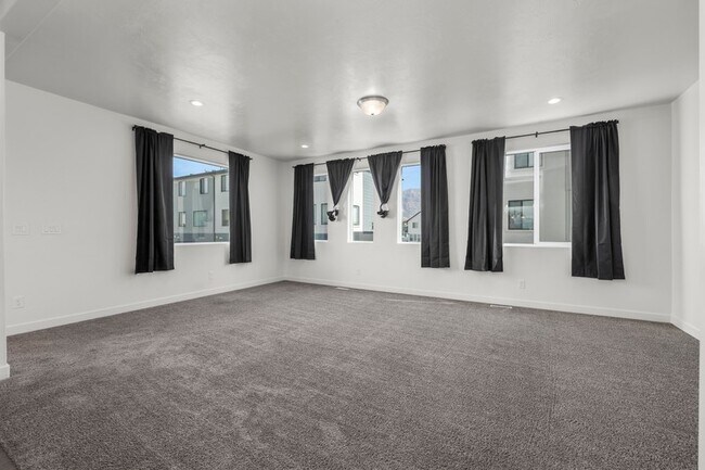 Foto del edificio - 407 Meadow Garden Rd