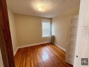 Building Photo - McLean avenue, Yonkers