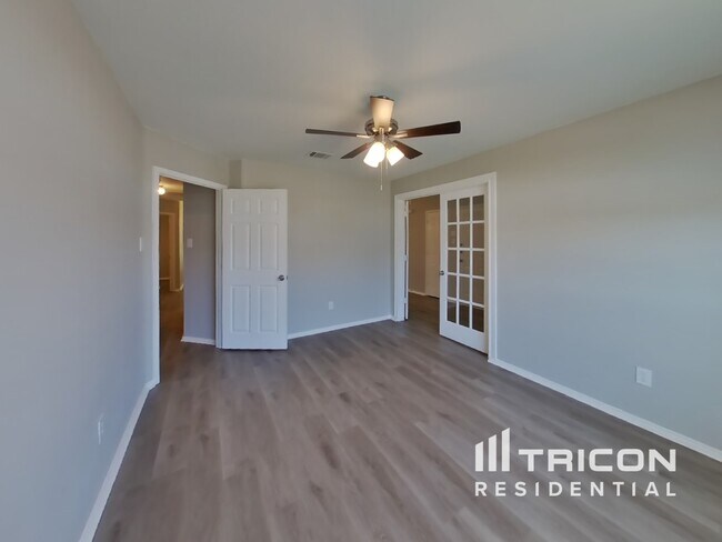 Building Photo - 6006 Kelleemac Ct