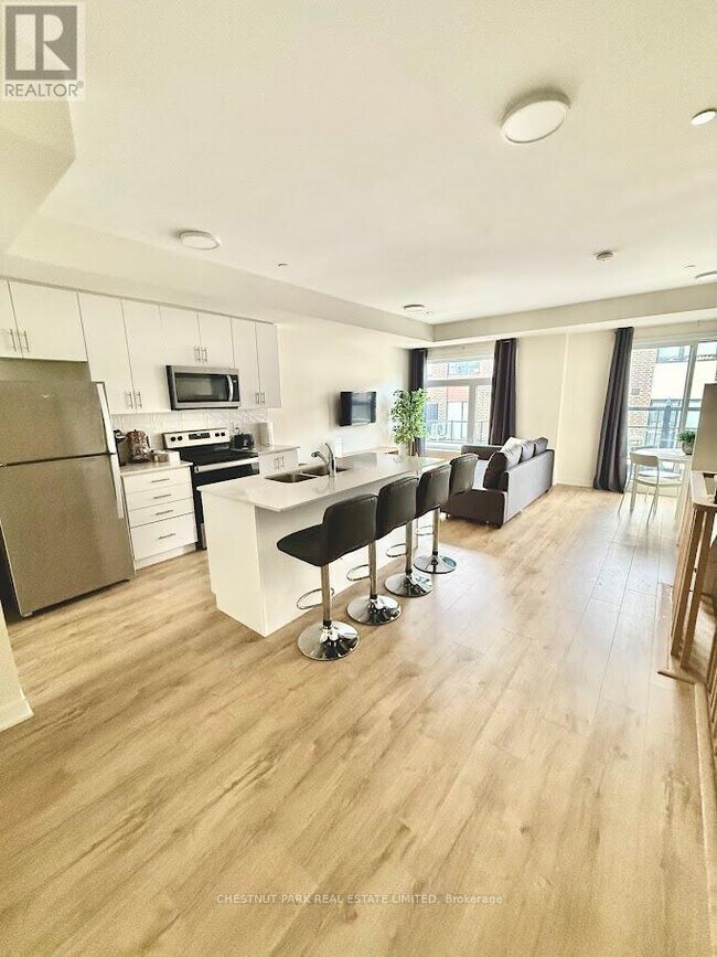 Photo du bâtiment - 755 Omega Drive