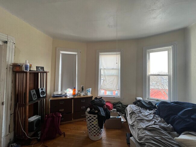 Foto del edificio - 370 Highland Ave