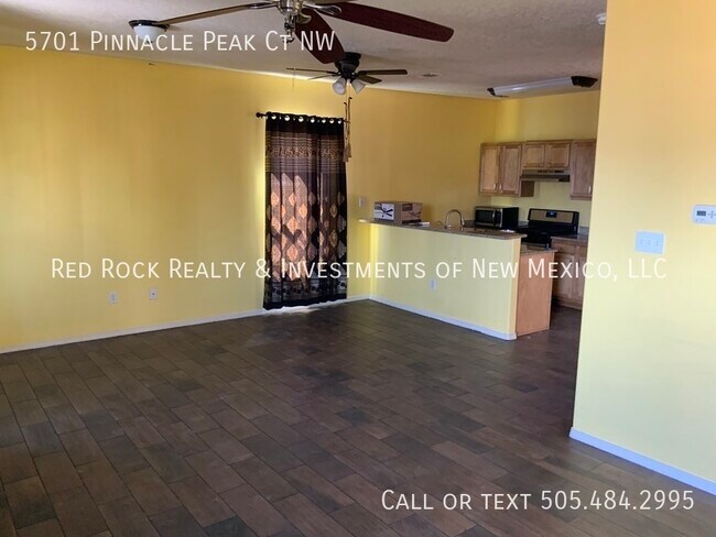 Building Photo - Nice townhouse available in NW ABQ