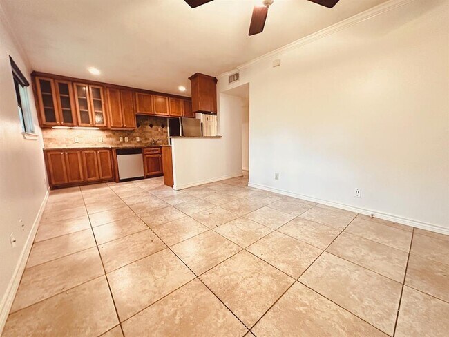 Foto del edificio - 407 E 45th St