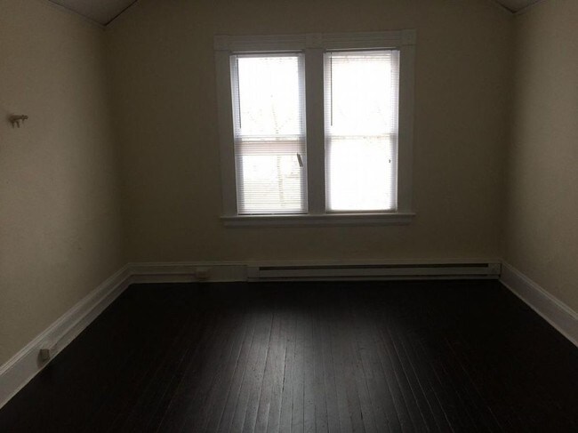 Foto del edificio - 2 Bedroom 3rd floor unit for rent