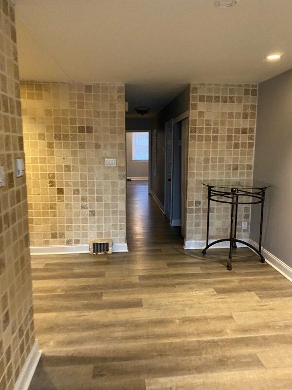 Foto del edificio - 7951 Langdon St
