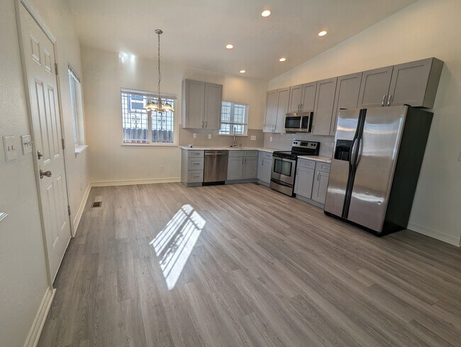 Foto del edificio - 230 S Hazel Ct