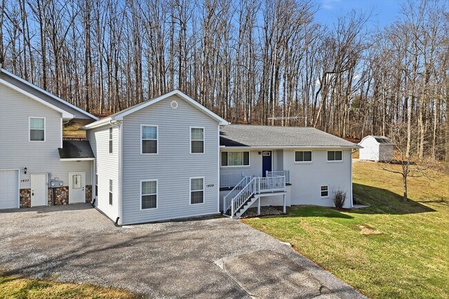 Foto del edificio - 1839 Crumley Rd