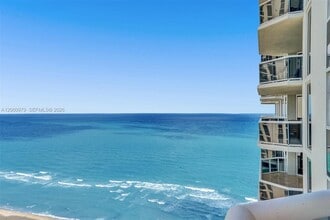 Building Photo - 4775 Collins Ave
