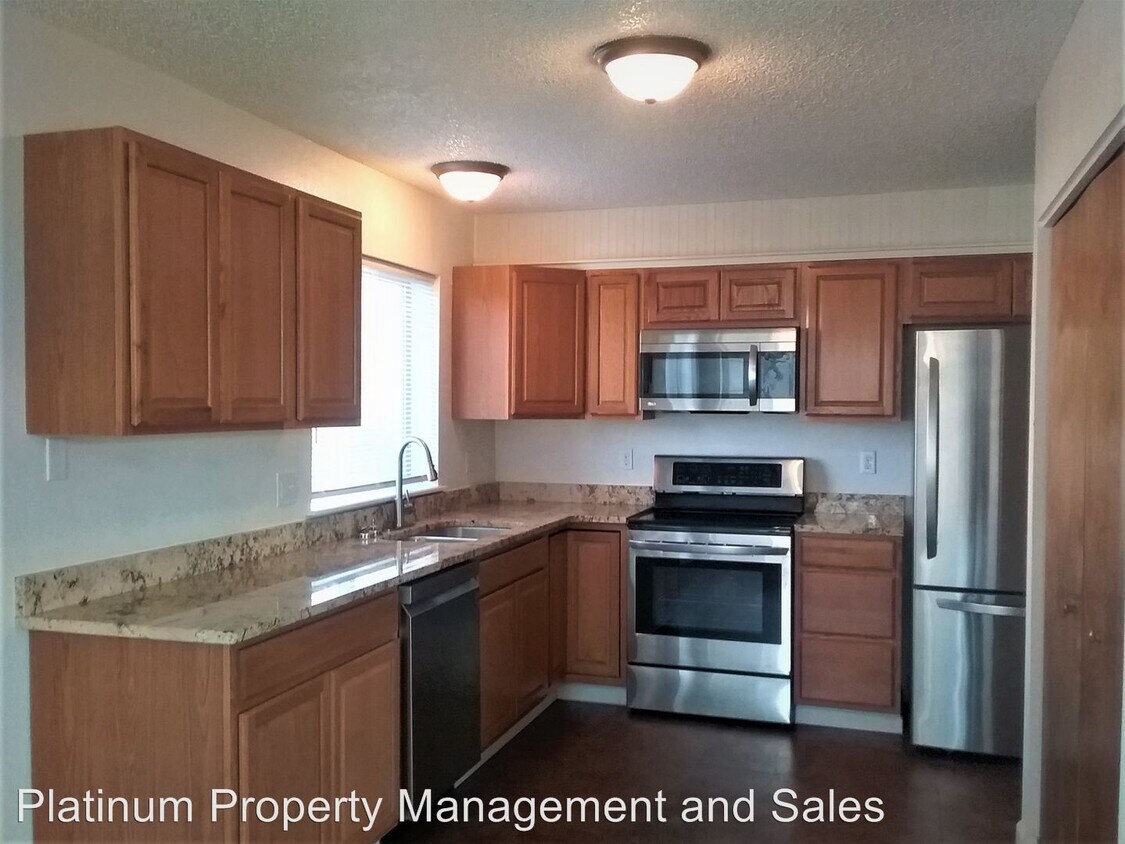 Foto principal - 1040 Eastmont Ave