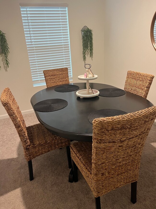 Building Photo - Modern 3/2 at Kaylee’s Landing off 9 Mile–...