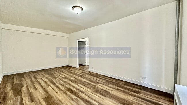 Building Photo - 305 Convent Ave