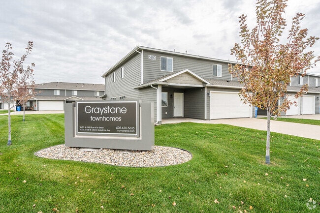 Building Photo - Graystone Townhomes