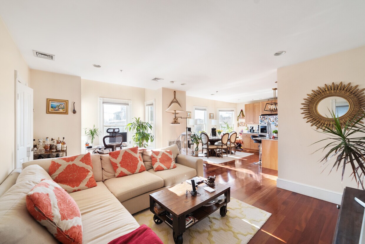 Foto principal - 6 Highland Ave
