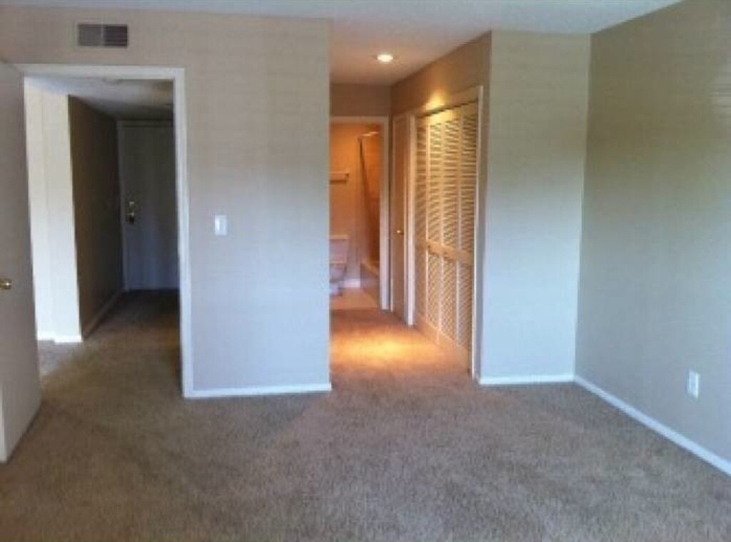 The Marseille Apartments Fairway, KS