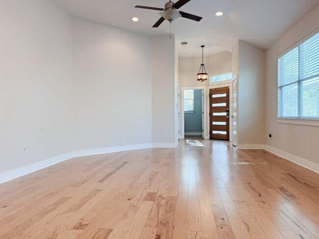 Foto del edificio - 7208 Lysander Ct