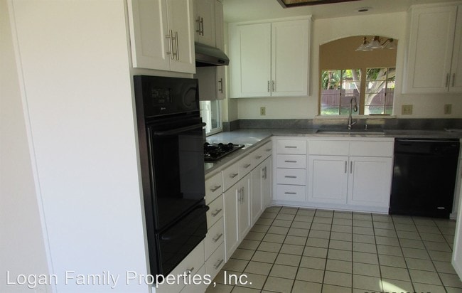 Building Photo - 3 br, 2 bath House - 2059 Paseo De Anza