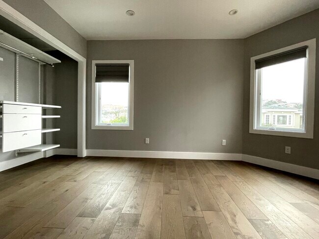 Building Photo - 132 Justin Dr