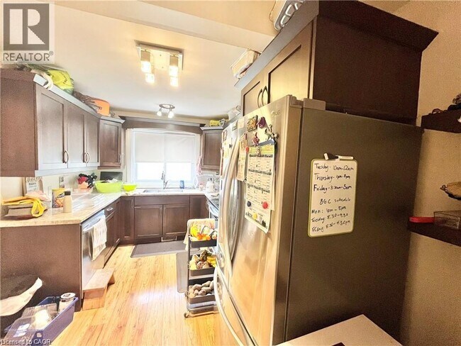 Building Photo - 775 Osgoode Dr