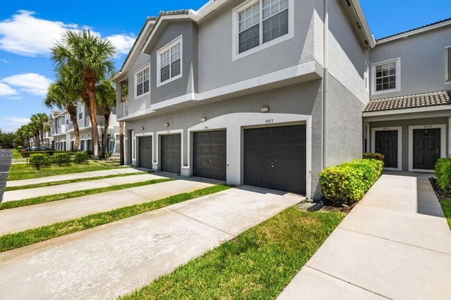Building Photo - 3051 Grandiflora Dr