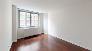 Interior Photo - View 34