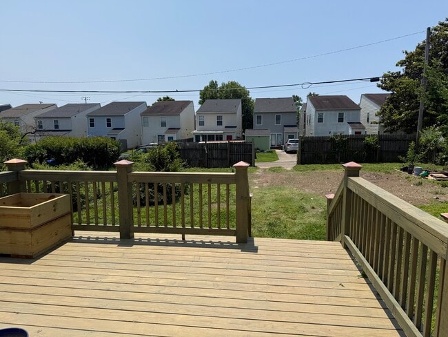 Building Photo - 1217 Wallace St