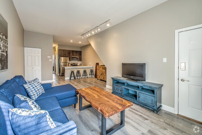 Building Photo - 3639 McRee Ave