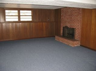 Building Photo - 5018 Rosehill Dr