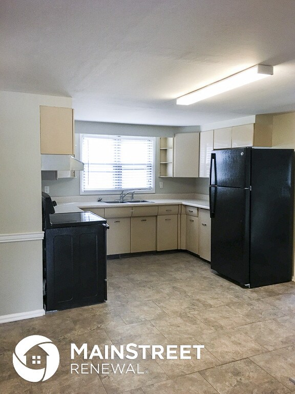 Building Photo - 132 Williams Blvd