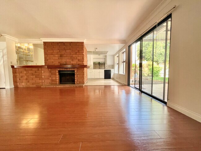Living room - 2551 E. LARK ELLEN LANE