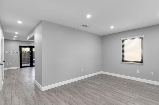 Foto del edificio - 3771 SW 99th Ave