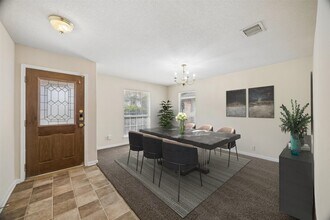 Building Photo - 20218 Stonegrove Ct