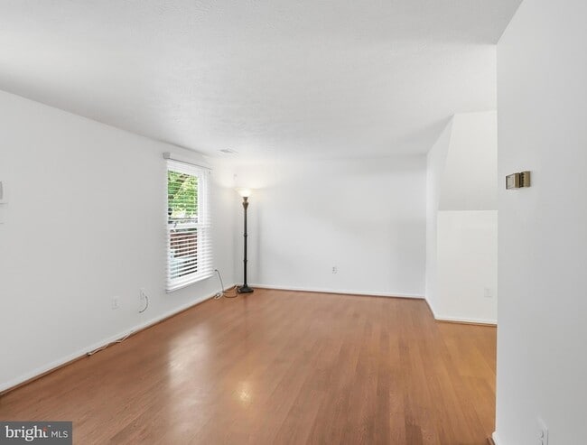 Building Photo - 40 Whitechurch Ct