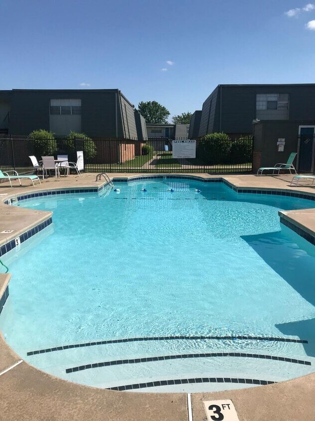 Magnolia Village Apartments in Oklahoma City, OK