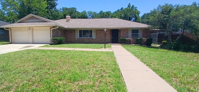 Foto del edificio - Beautiful 3 beds 2 baths in Grand Prairie!