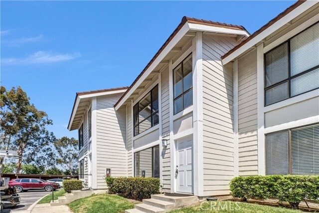 Primary Photo - 25885 Trabuco Rd