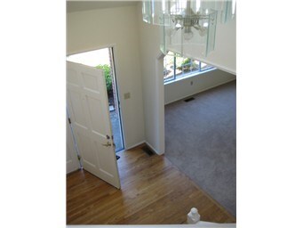Building Photo - South Renton/North Kent 3 bed 2.5 bath hom...