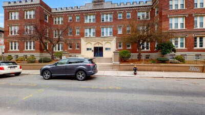 Foto del edificio - 14 Glenville Ave