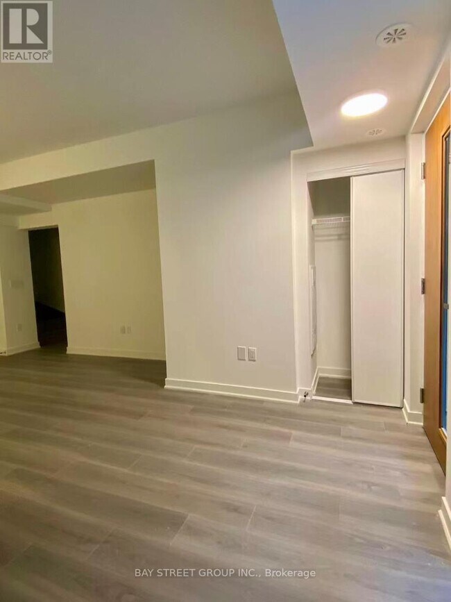 Building Photo - 67 Curlew Dr